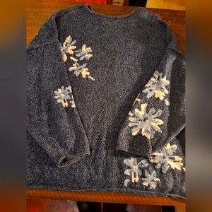 Ladies plus size sweater